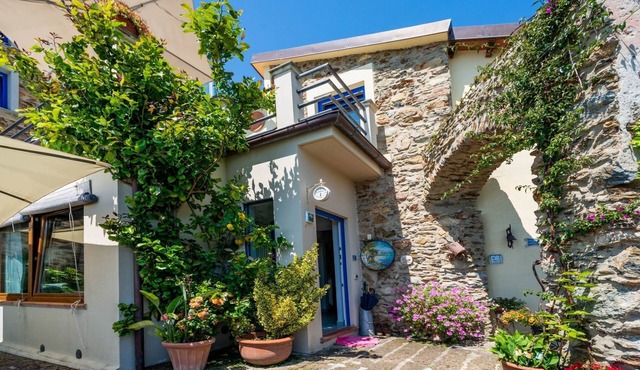 Wohnung 'Seventh Heaven' mit Gemeinschaftspool by Interhome