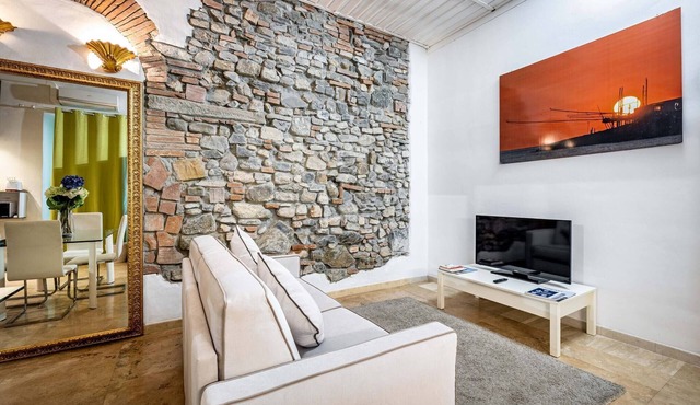 YiD quiet apartment near metro