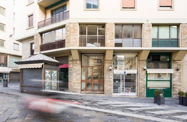Ponte Vecchio Exclusive Flat