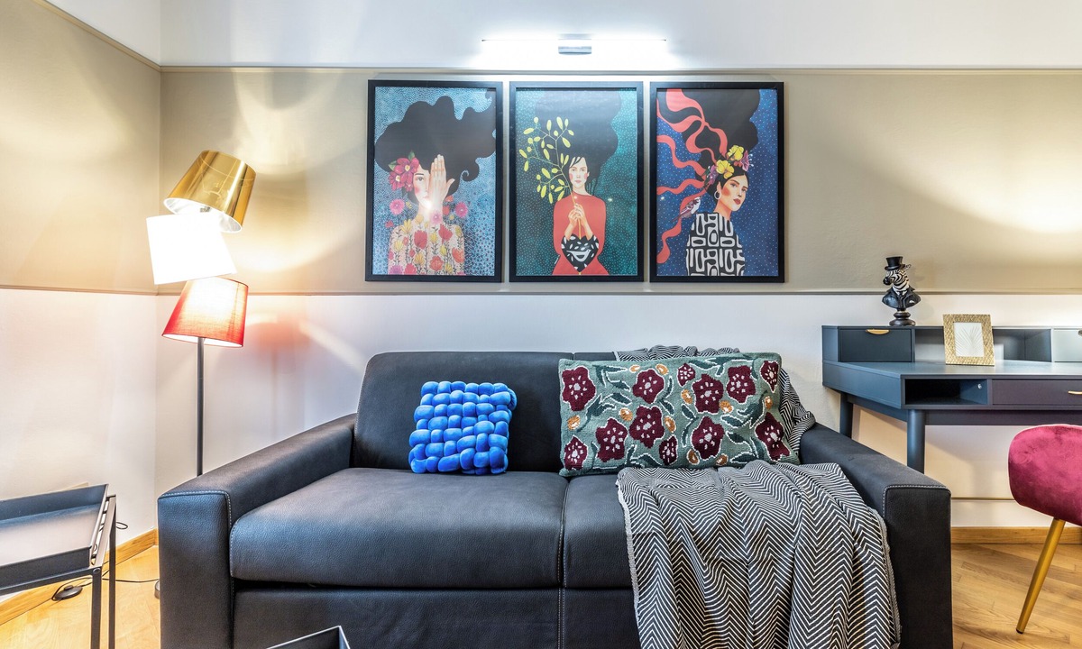 Historic Center Apartment | HouSmart Azzo Gardino 4