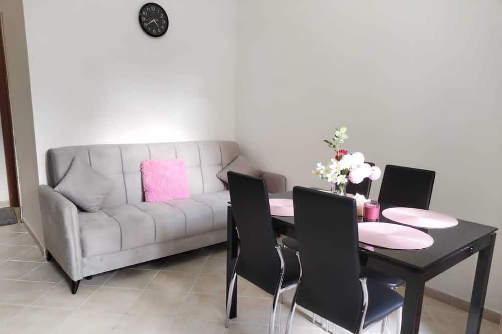 Torre Angela Apartment | Appartment for small family with king bed, in Rome city, near metro station