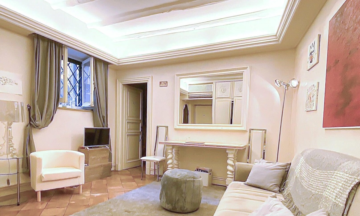 Rione VI Parione Apartment | Cozy apartment in the best neighborhood!: ROME's Historical Center!