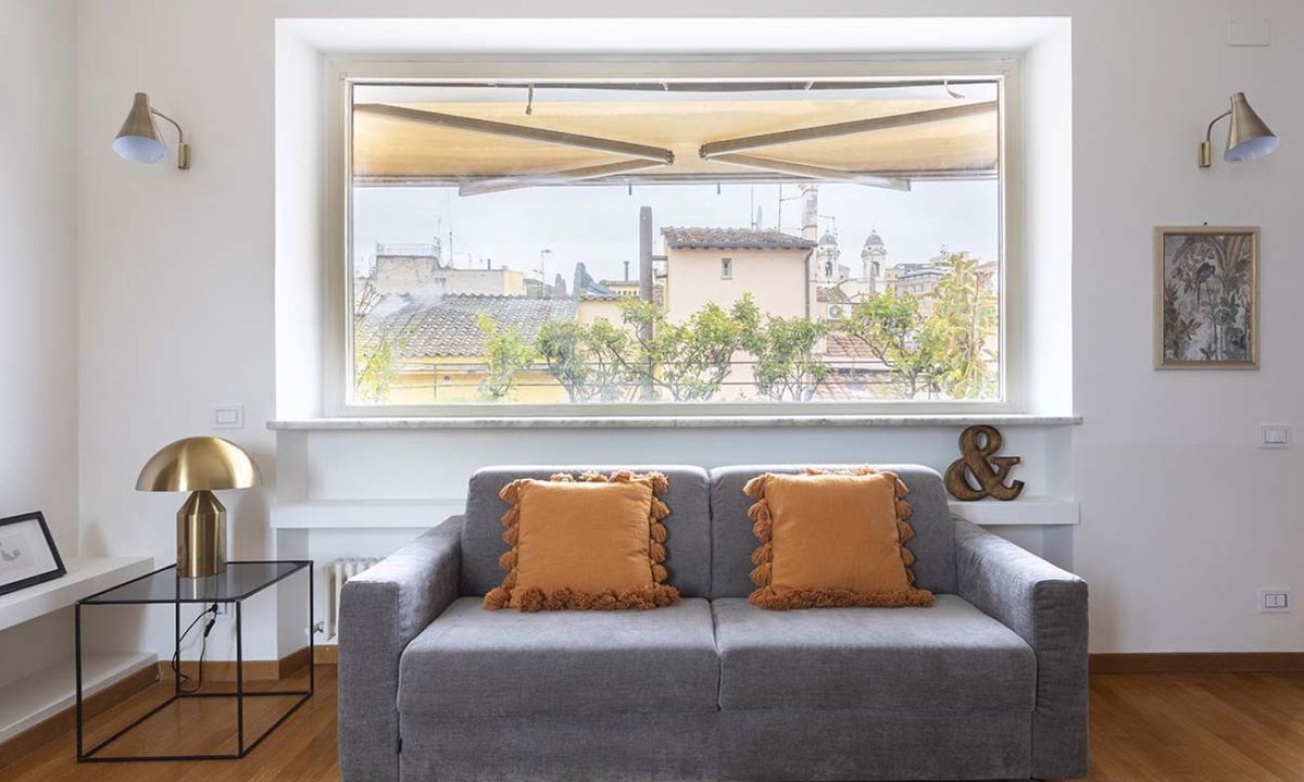 Rione IV Campo Marzio Apartment | ROMAC · Condotti Penthouse Over Spanish Steps