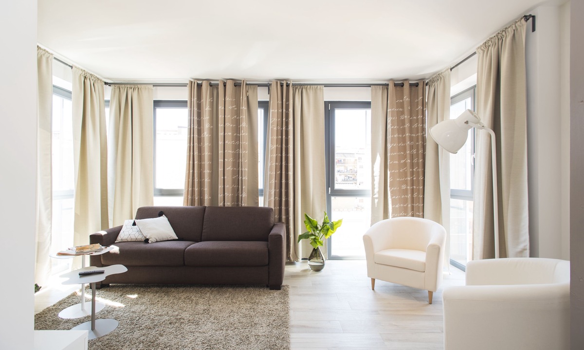 Universita Apartment | SkyTower - The Right Space