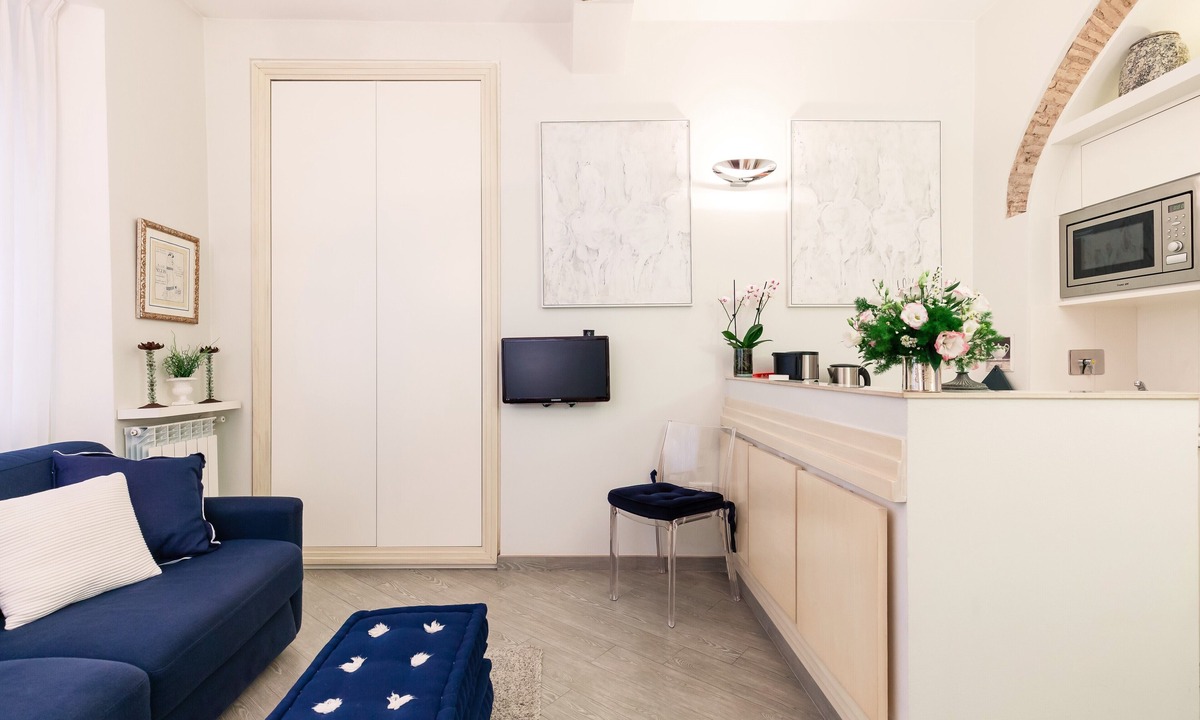 Navona Apartment | Rome city center Campo de' Fiori Luxury Home great reviews free wifi