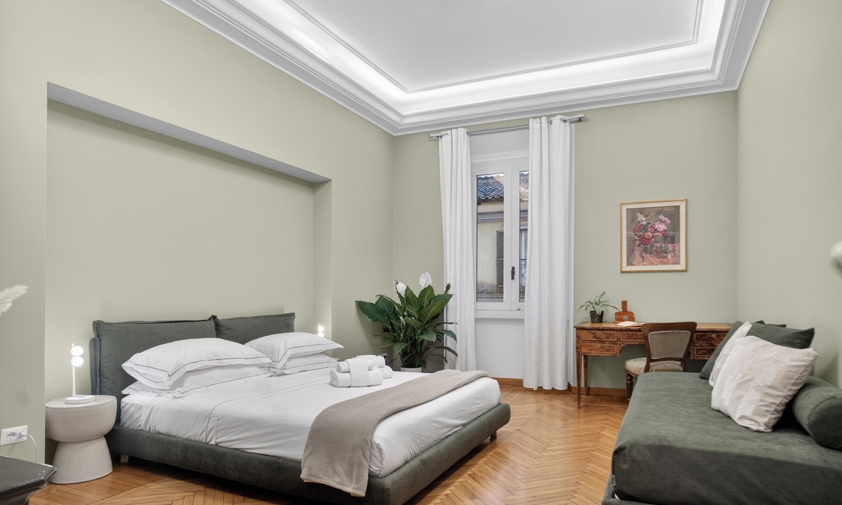 Rione II Trevi Apartment | TreasureRome - Spanish Steps Family Home