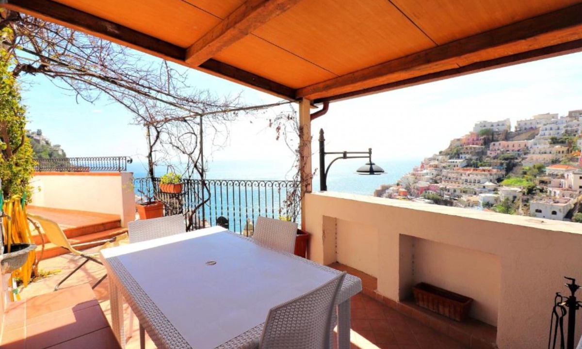 Liparlati Apartment | Estate4home - Maison Lirio