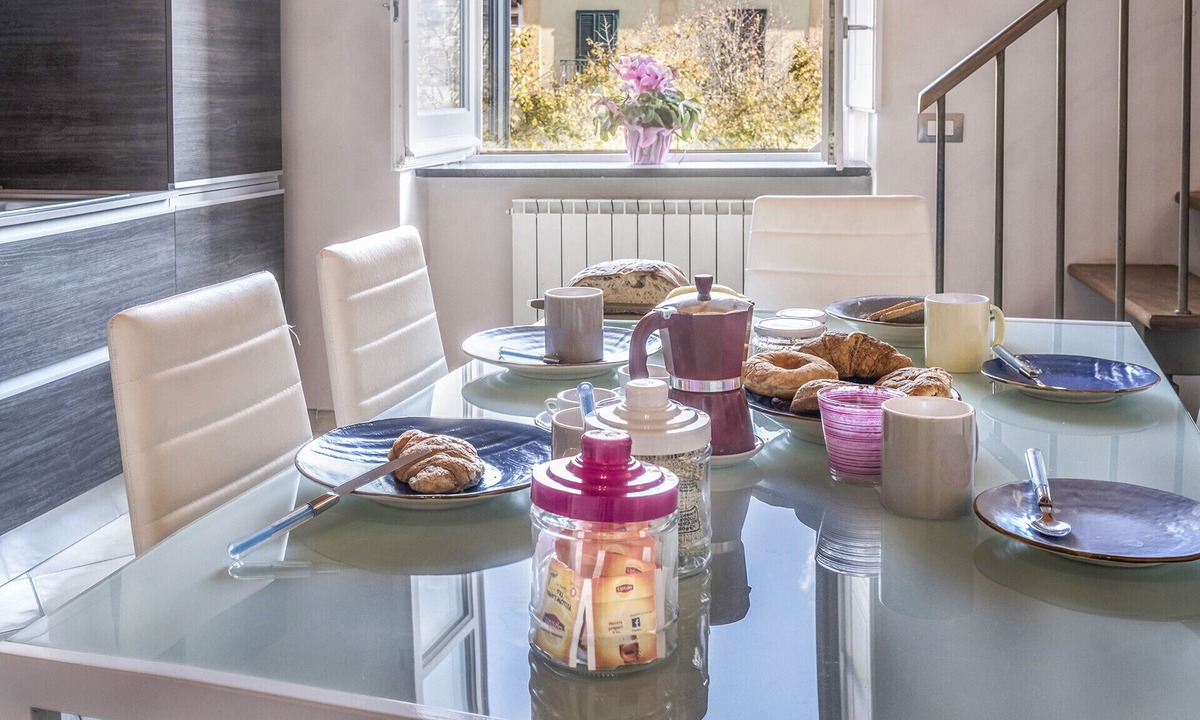 Sorrento City Centre Apartment | AMORE RENTALS - Apartment Caruso in Piazza Tasso with Air Conditioning, WI-FI