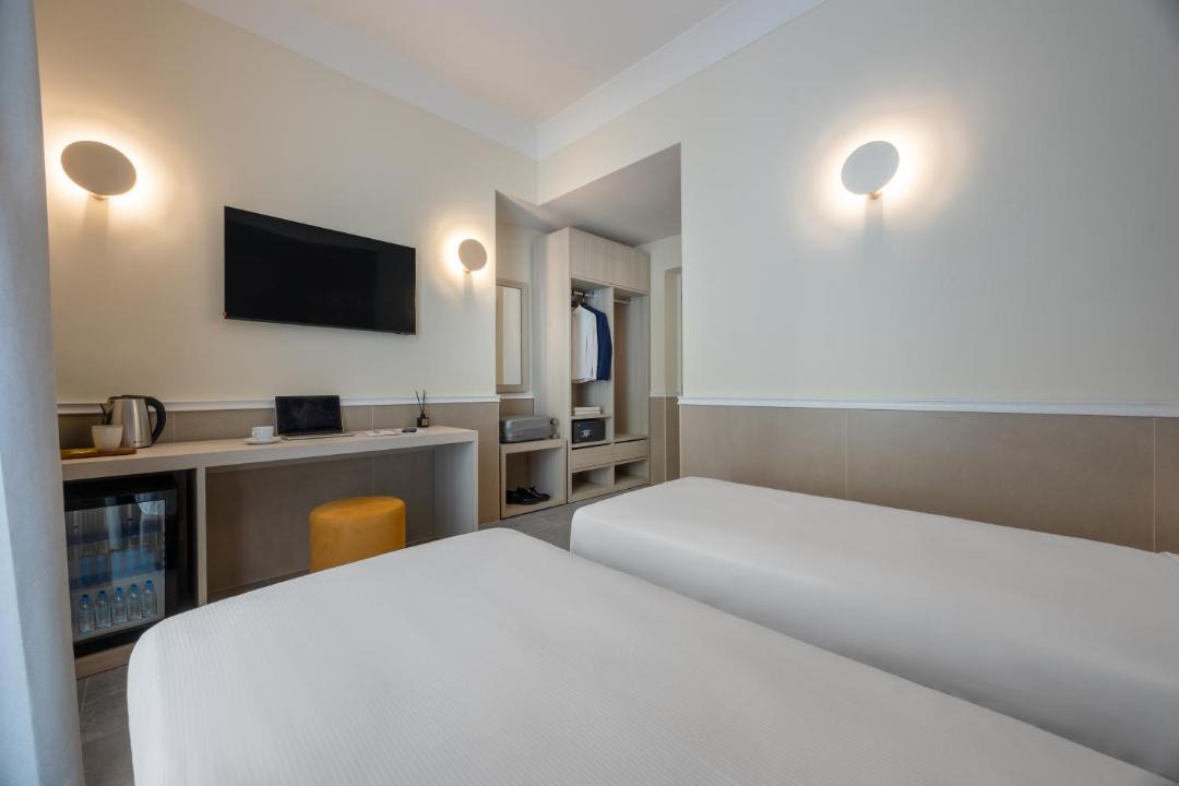 Rione XVIII Castro Pretorio Hotel | Hotel Astoria Garden