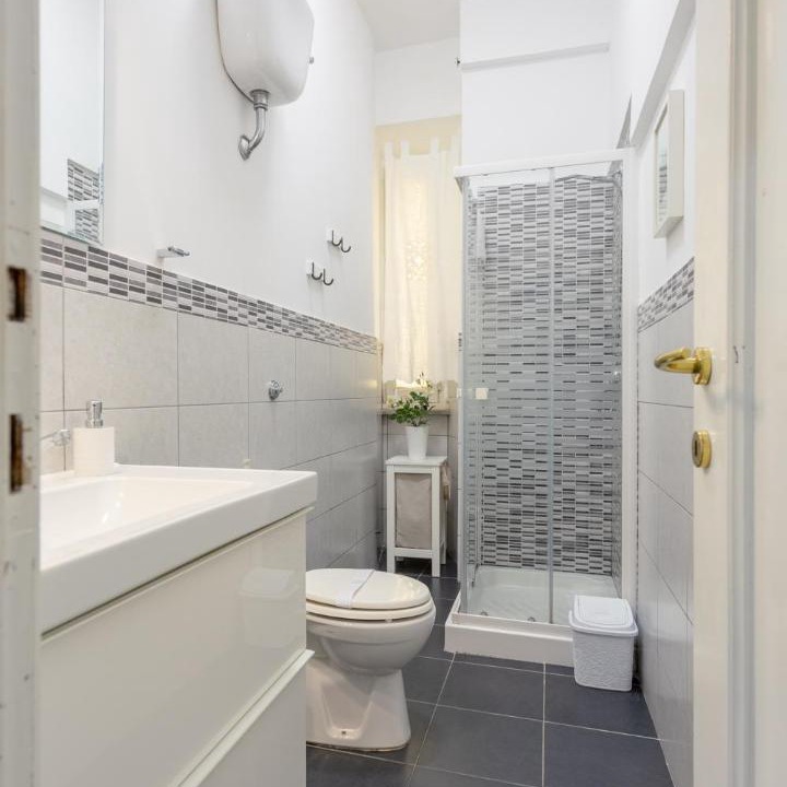 Vatican Apartment | Florje House