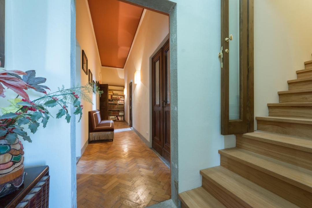 Oltrarno Apartment | 3bdrm luxury Apartment in Tuscan Villa,Private Estate, shared Swimmingpool