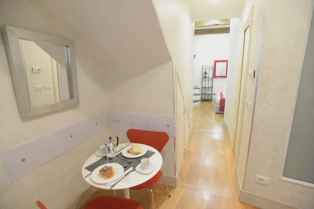 Photo of Bathroom in Rione VI Parione