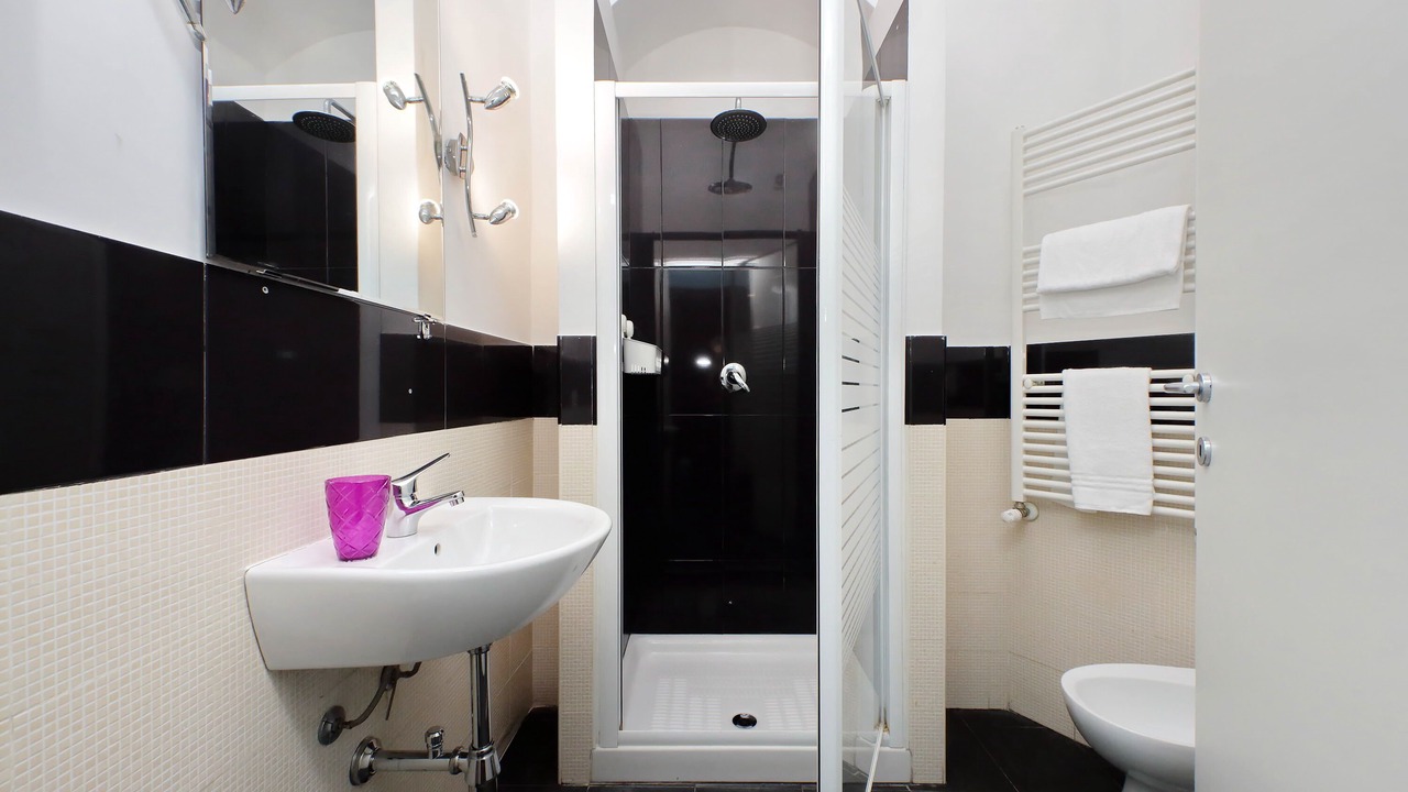 Photo of Bathroom in Salario