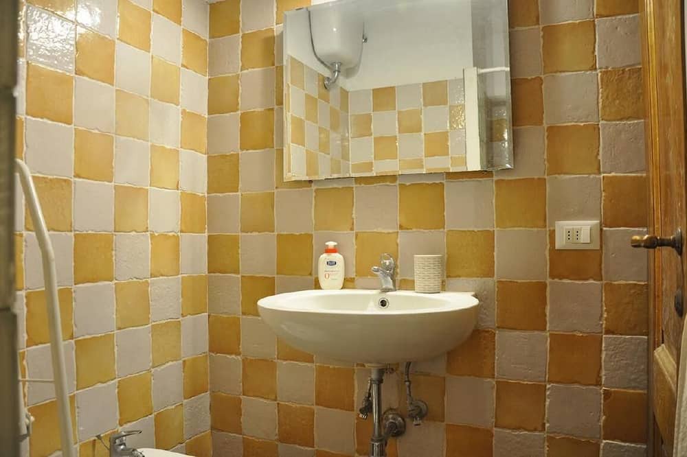 Photo of Bathroom in Casellina
