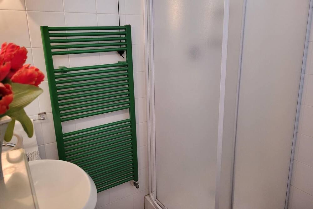 Photo of Bathroom in Murlo