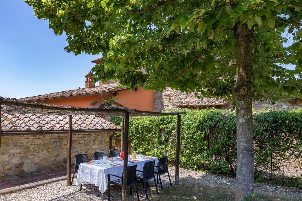 Photo of Outdoor in Pieve a Presciano