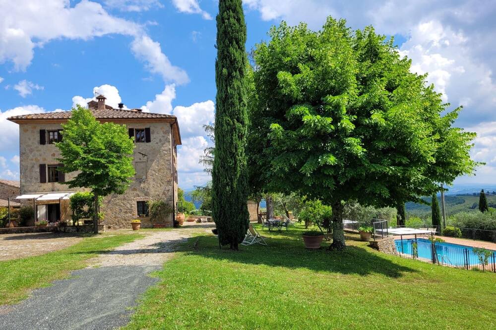 Photo of Outdoor in Murlo
