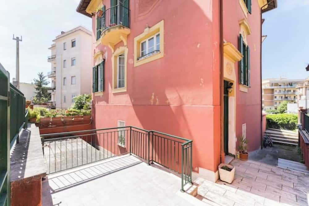 Photo of Outdoor in Suburbio XI della Vittoria