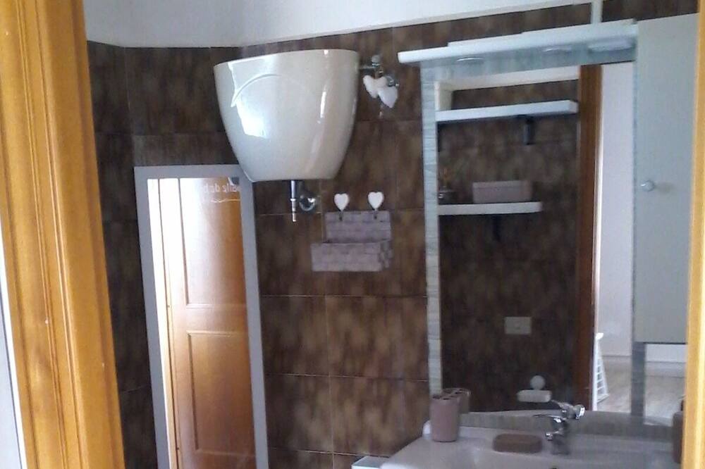 Photo of Bathroom in Cerveteri