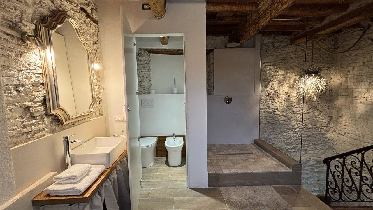 Photo of Bathroom in Pietrasanta