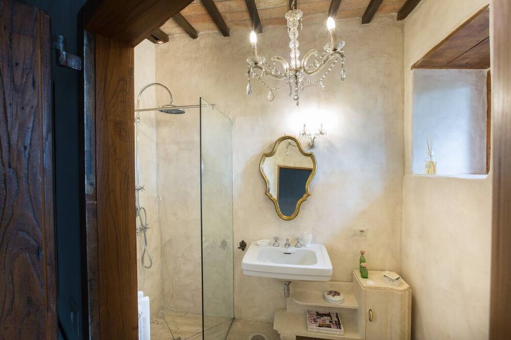 Photo of Bathroom in Orvieto