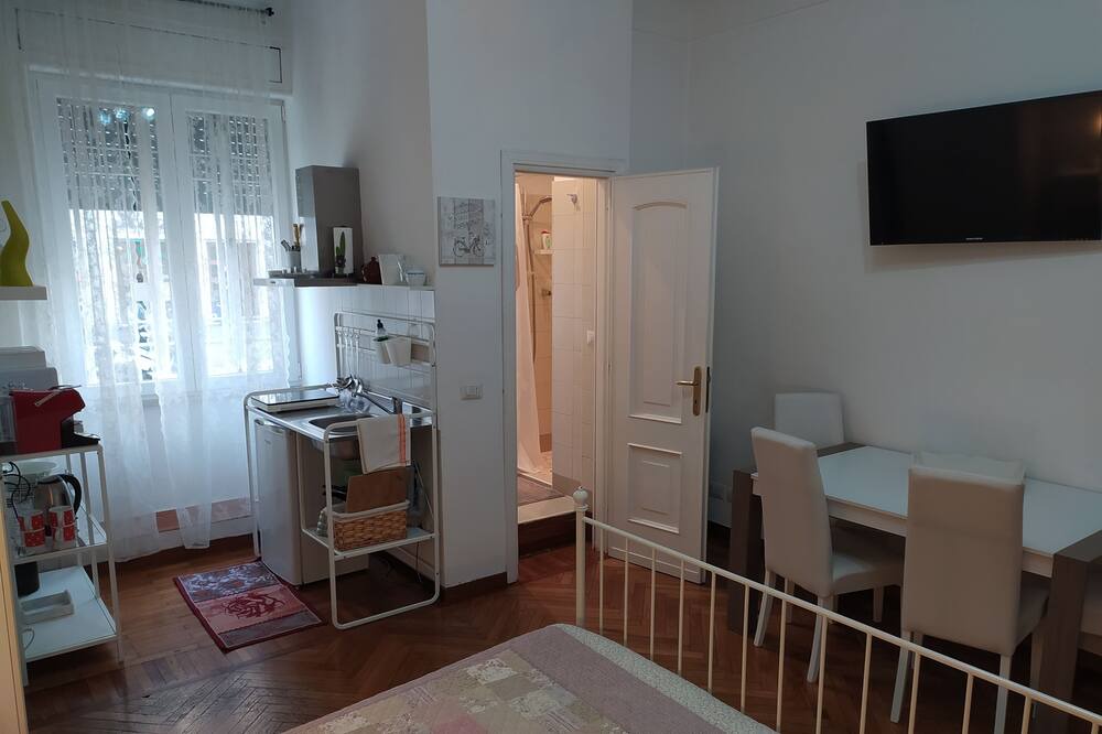Photo of Bedroom in Quartiere Coppede