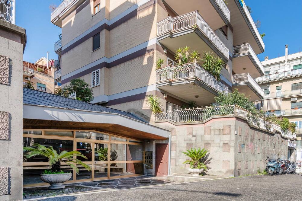 Photo of Outdoor in Quartiere XXVIII Monte Sacro Alto