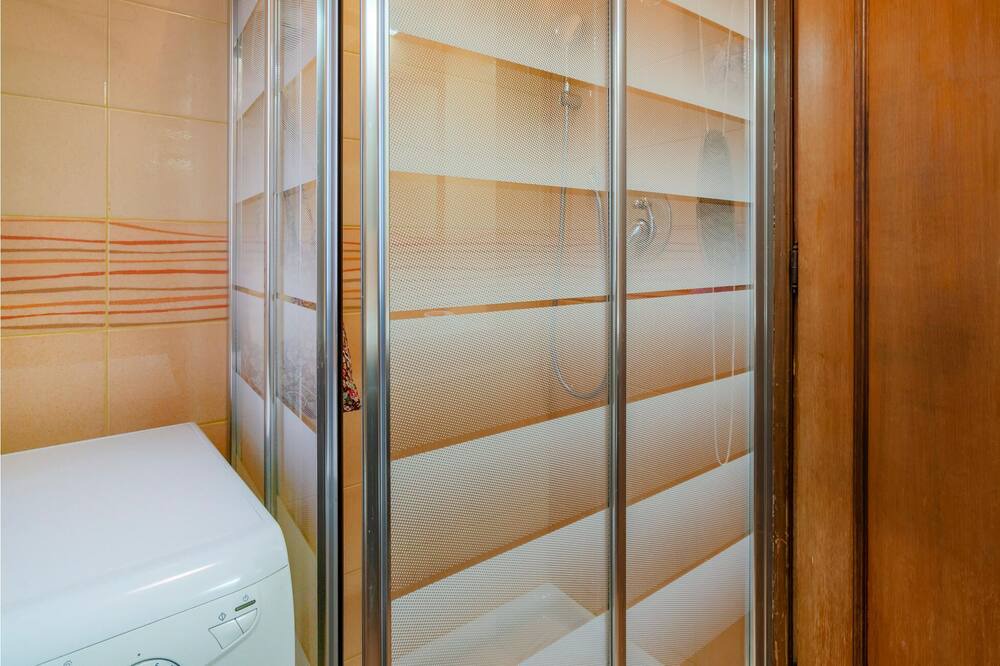 Photo of Bathroom in Quartiere XXVIII Monte Sacro Alto