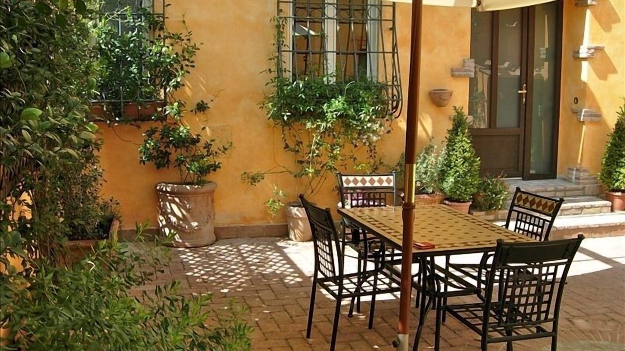 Photo of Outdoor in Aurelio