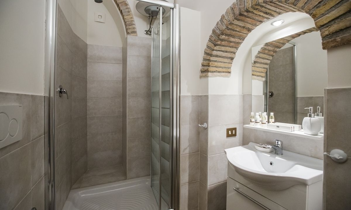 Photo of Bathroom in Rione VII Regola