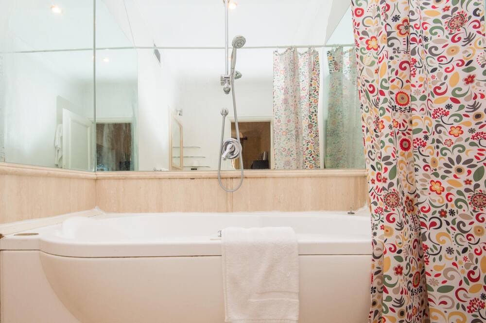 Photo of Bathroom in Rione XI Sant'Angelo