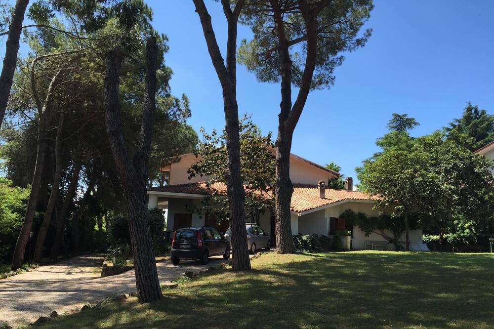 Photo of Outdoor in Zona III Marcigliana