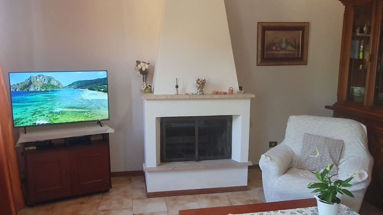 Photo of Livingroom in Montefegatesi