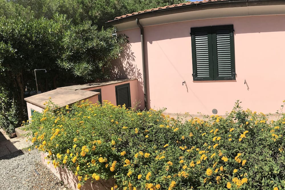 Photo of Outdoor in Lido di Capoliveri