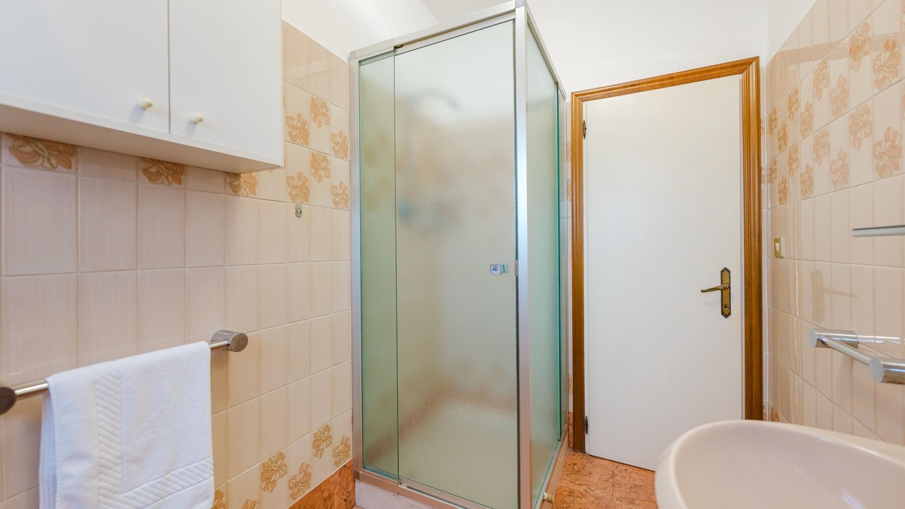 Photo of Bathroom in Longa