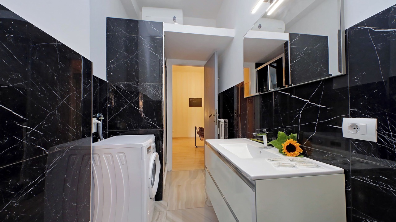Photo of Bathroom in Aurelio