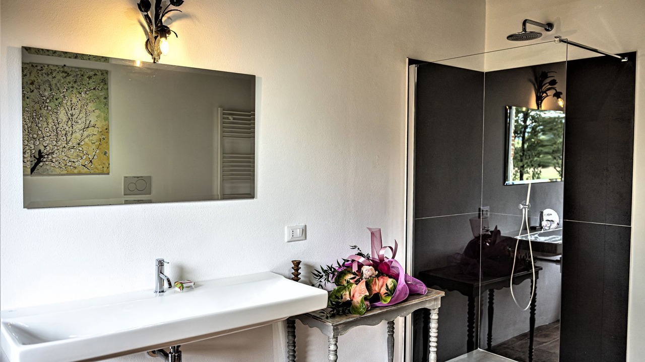 Photo of Bathroom in Monticiano