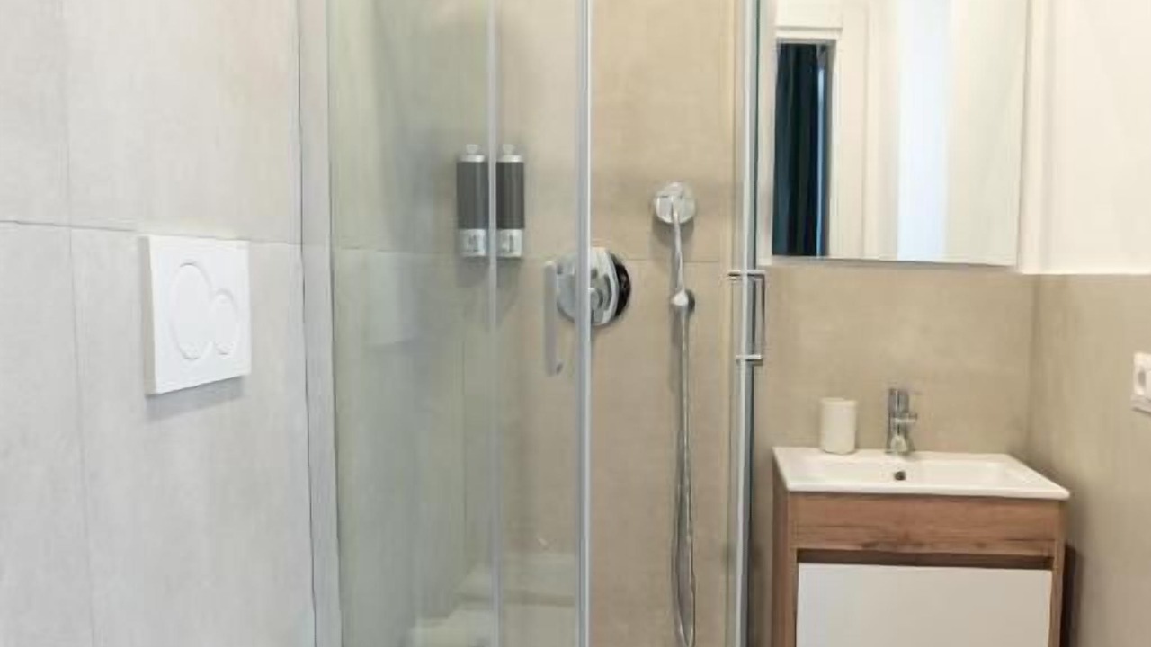 Photo of Bathroom in Zona XXXIV Casal Palocco
