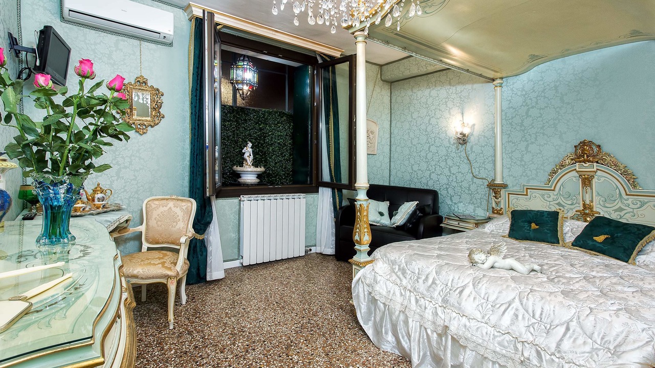 Photo of Bedroom in Cannaregio