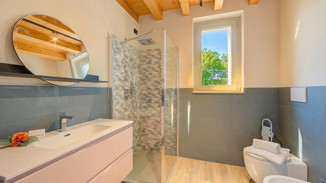 Photo of Bathroom in Roe Volciano