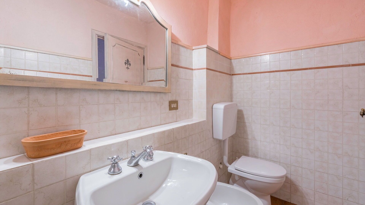 Photo of Bathroom in Bucine