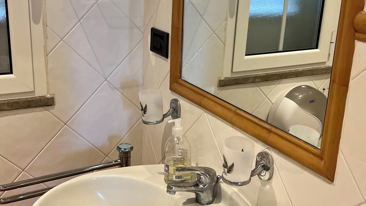 Photo of Bathroom in Aurelio