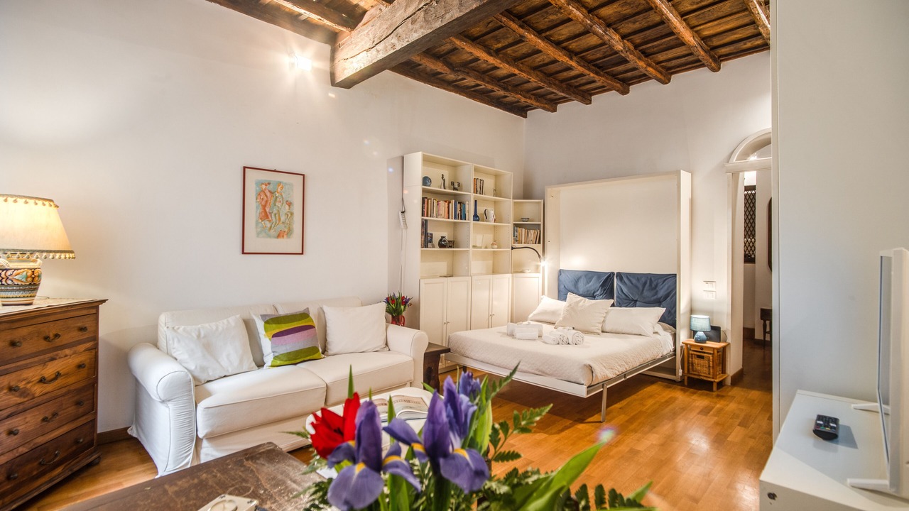 Photo of Bedroom in Rione VI Parione