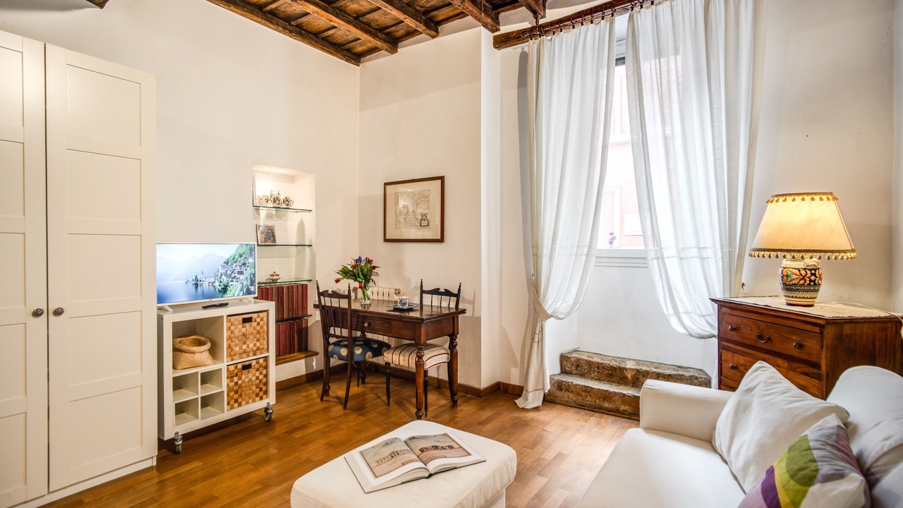 Photo of Livingroom in Rione VI Parione