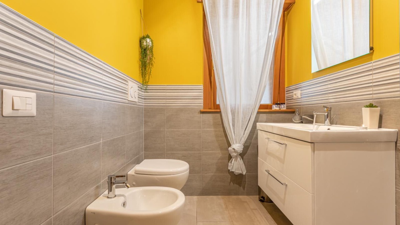 Photo of Bathroom in Aurelio
