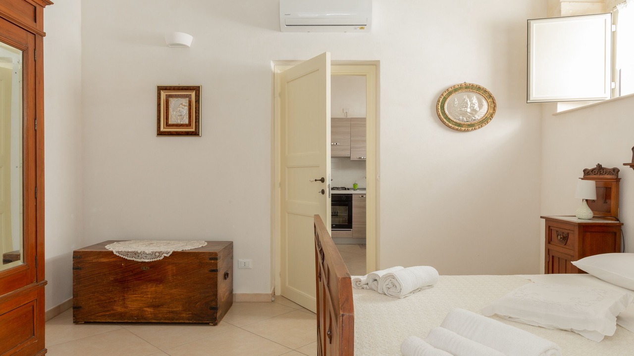 Photo of Bedroom in Noto Historic Centre