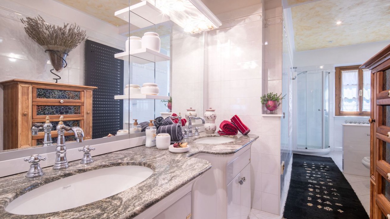 Photo of Bathroom in Capannole