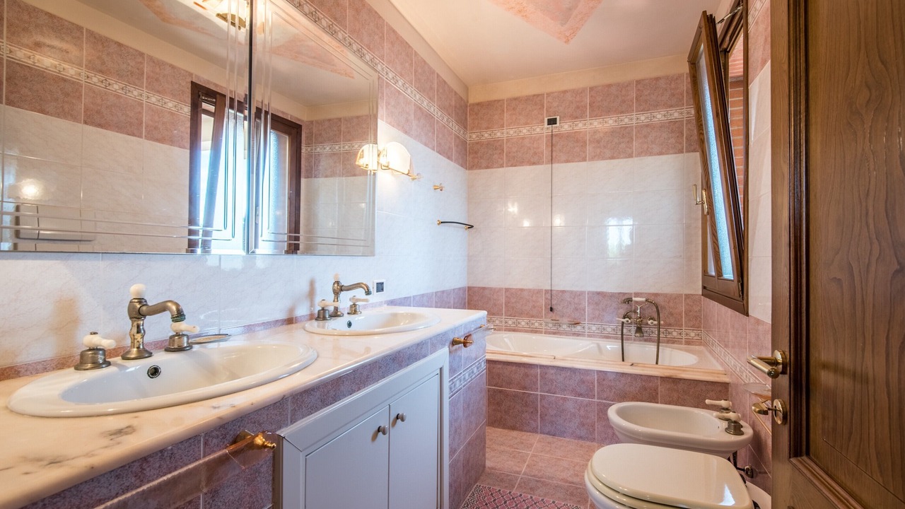 Photo of Bathroom in Certaldo