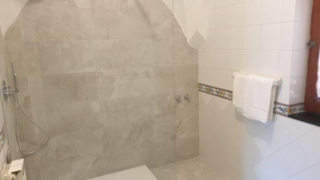 Photo of Bathroom in Sorrento City Centre