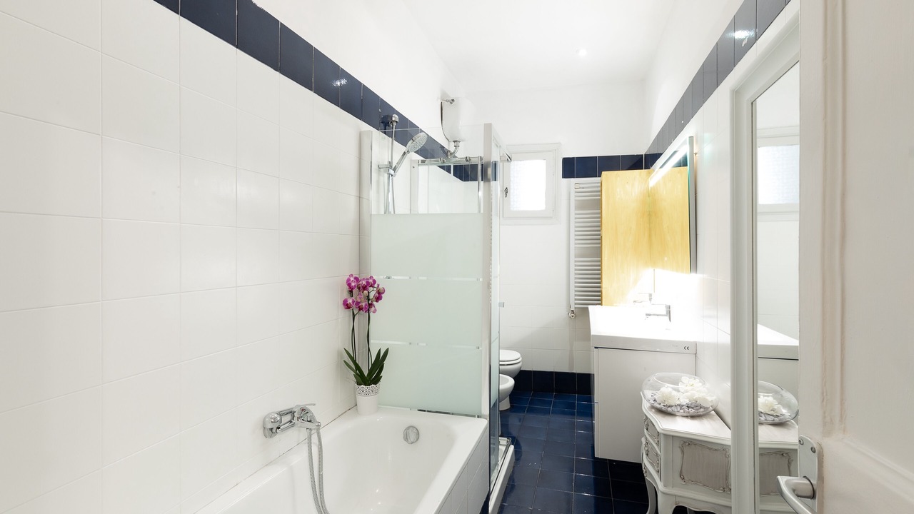 Photo of Bathroom in Rione VII Regola